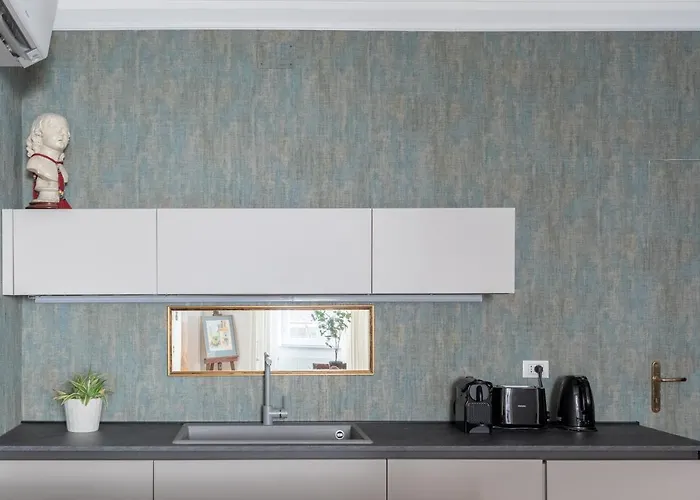 Iflat Modern In The Monti Area Lejlighed Rom