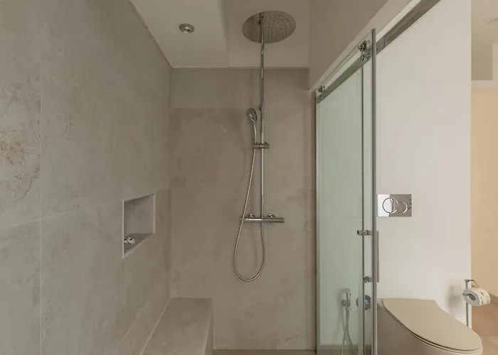 Iflat Modern In The Monti Area Lejlighed *