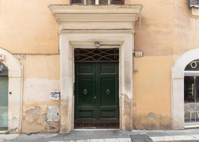 Iflat Modern In The Monti Area *